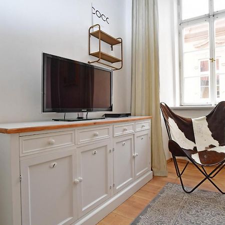 Lovely Little Cosy Apt In ปราก ภายนอก รูปภาพ